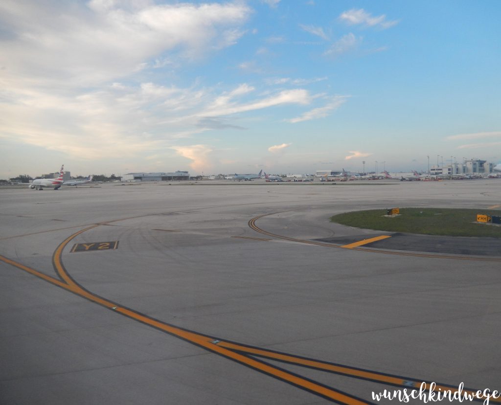Miami Taxiway Y2 - Bye, Bye Lauderdale-by-the-Sea