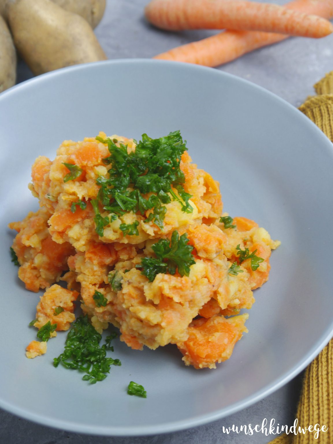 Möhrengemüse mit Kartoffeln | einfaches Familienrezept